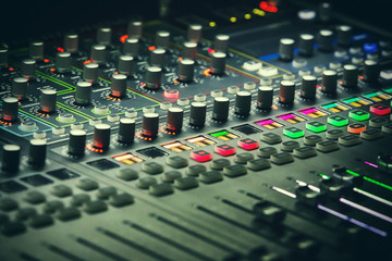 Obraz premium studio AUDIO mixer detail