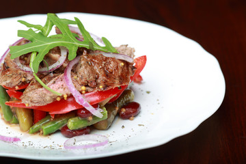 Салат из мяса и овощей