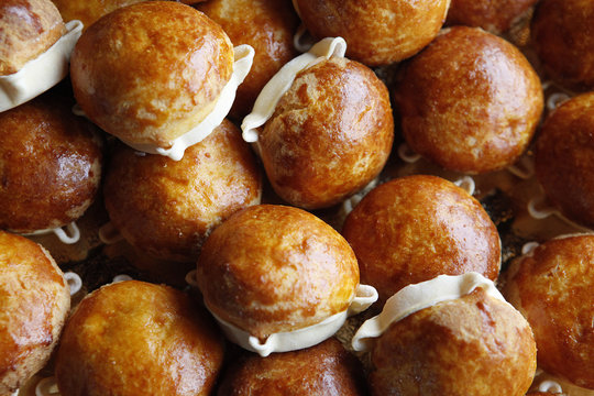 formagelle dette anche pardula - dolce tipico della sardegna