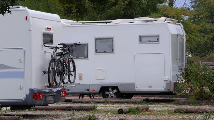 en avant pour l'aventure, partez en camping car !