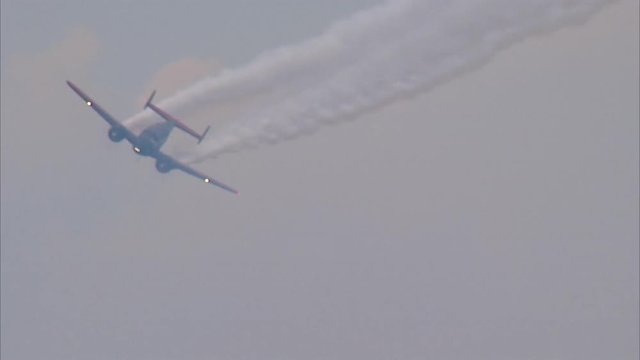Twin Beachcraft Airshow