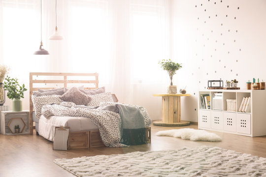 Bedroom with dots on the wall