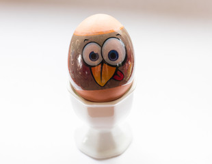 jajko wielkanocne ze śmieszną twarzą © Magdalena
