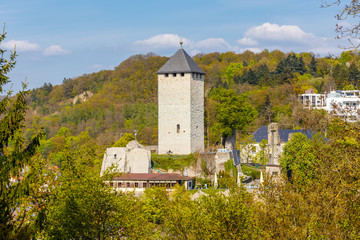 Fototapeta premium Wiesbaden, Burg Sonnenberg. April 2017.