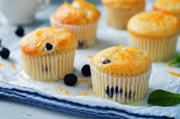 Blueberry muffins with lemon glaze