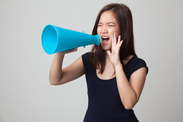Beautiful young Asian woman announce with megaphone.