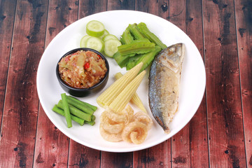 Green chili dip as Nam Prik Num with set.