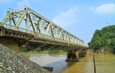 ハンロン橋　タインホア　ベトナム