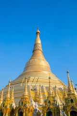 Fototapeta premium shwedagon pagoda in myanmar