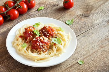 Spaghetti pasta with meatballs