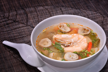 Thai Food : Prawn and lemon grass soup with mushrooms (Tom Yum Kung)