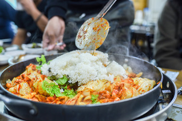 rice cook kimchi korea food
