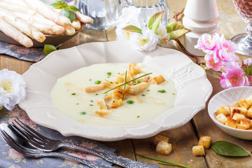 Spargel Cream Suppe