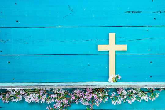 Wood Cross With Flower Border