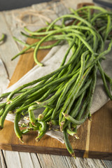 Raw Green Organic Chinese Long Beans