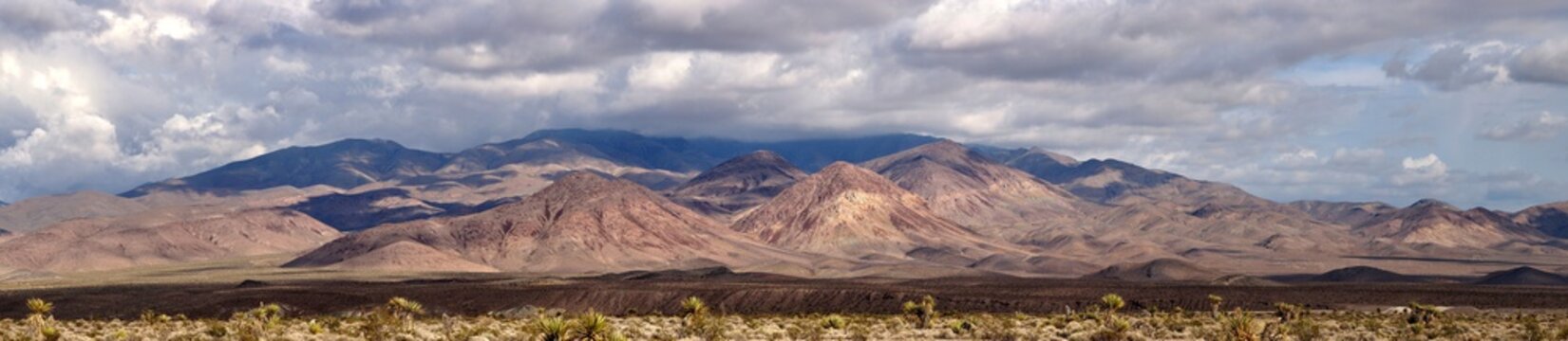 Sierra Nevada desert with mountains