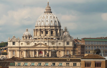Fototapeta na wymiar view on St Peter Basilica , Vatican, Italy