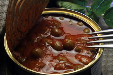Tuna peas Thunfisch und Erbsen Atún y guisantes Tonno e piselli Food preservation Lebensmittelkonservierung Conservación de los alimentos Conservazione degli alimenti 食品保存 