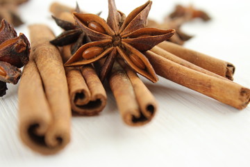 анис и корица