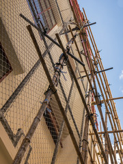 The house installs a metal mesh to protect th