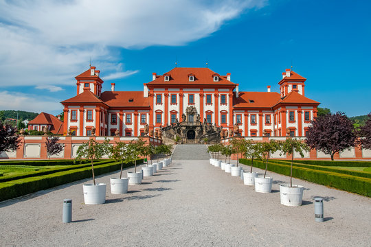 Troja Castle