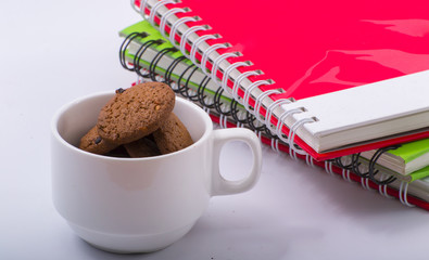 Place the chocolate in a glass.