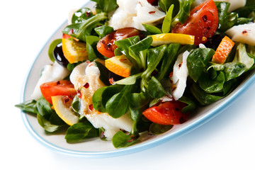 Salad with grilled fish 