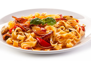 Pasta with ham and pepper