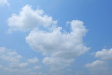 Obraz na płótnie Canvas Beautiful White Cloud with Blue Sky Background.