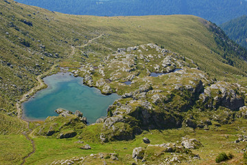 Fototapeta na wymiar Bergsee auf der Turracherhöhe in den Nockbergen - Kärnten