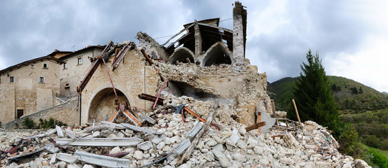 Italia terremoto e ricostruzione