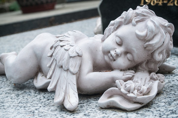 détail ange au cimetière