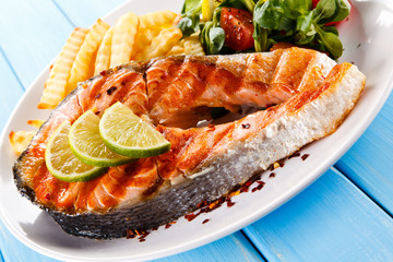 Griled salmon with french fries