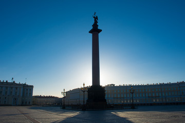 Fototapeta na wymiar Alexander column on Palace square