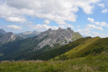 Fototapeta na wymiar Berge der Steiermark