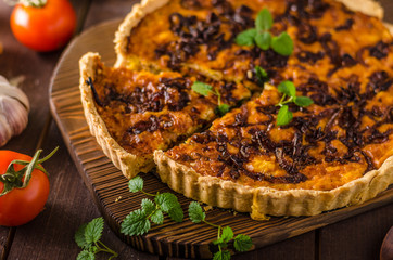 Delish quiche onion