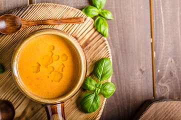 Vegetable tomato soup delish