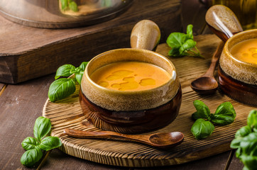 Vegetable tomato soup delish