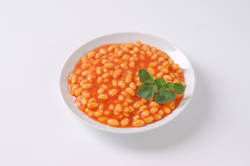 beans in tomato sauce