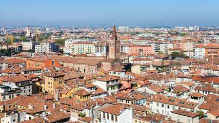 Fototapeta na wymiar above view Verona city with chiesa sant'anastasia