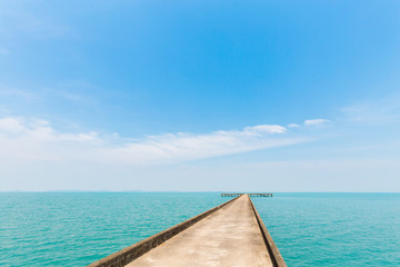 Fototapeta premium Concrete pier of Koh Chang
