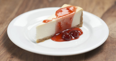 strawberry jam pour over traditional new york cheesecake, 4k photo