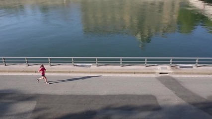 Running along the Seine