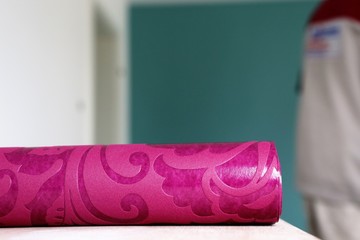 Tapezierarbeiten, Tapetenrolle