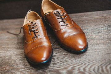 boots mens brown floor