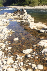 Pierres calcaires ardéchoises