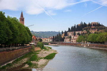Obraz premium The Adige river, Verona