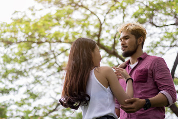 Fototapeta premium Happy couple in the garden
