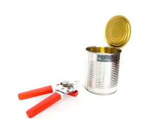 Dose geöffnet mit Dosenöffner