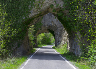 Fototapeta na wymiar Tunel, road trip in Huesca